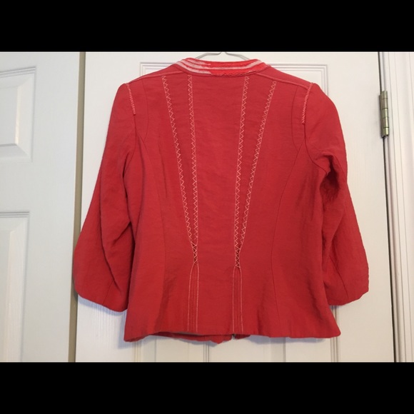 Ruffled Jacket w/Lining 3/4 Sleeves Great Details - Picture 13 of 16